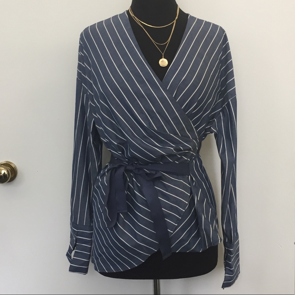 Who what wear striped wrap around blouse sz M